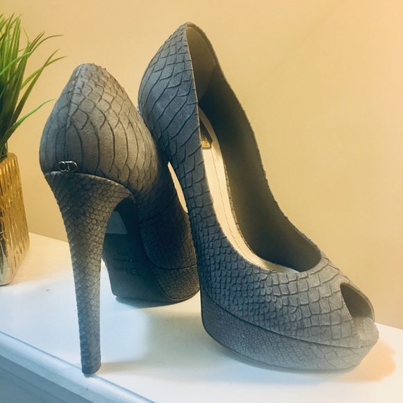 Christian Dior open toed pump - Picture 6 of 6